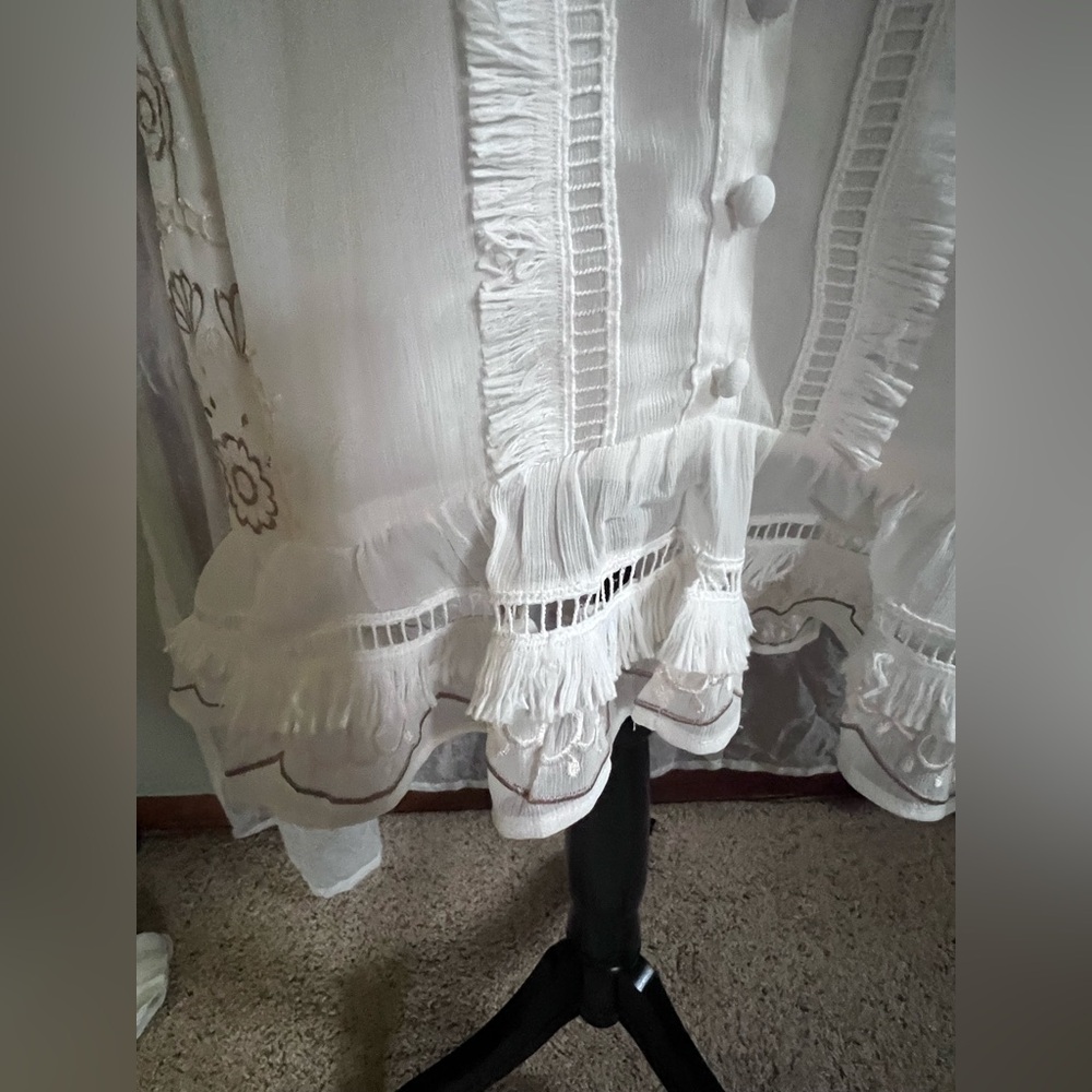 ASOS White Lace Trimmed Robe - Picture 3 of 9